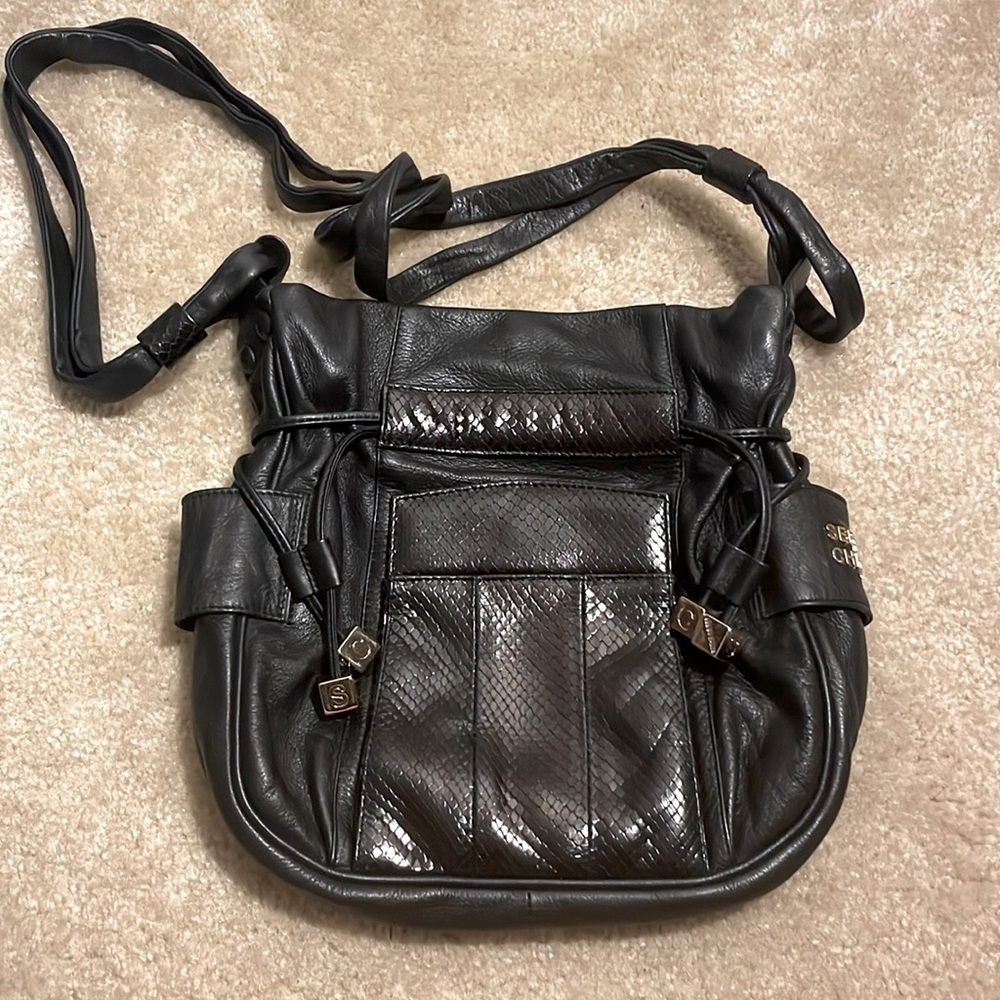 SEE BY CHLOE BLACK LEATHER SNAKE SKIN STYLE PURSE - Picture 2 of 10